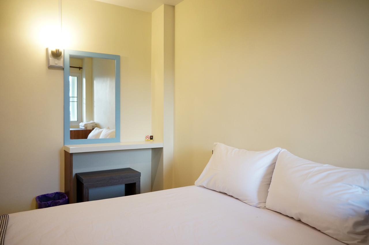 Homestay Samsen Sam Place