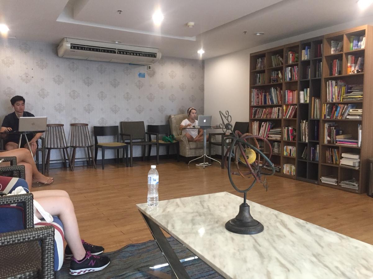 Apartment Diamond Sukhumvit Phra Khanong Bangkok