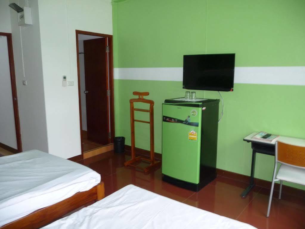 Wisma tamu For 2*