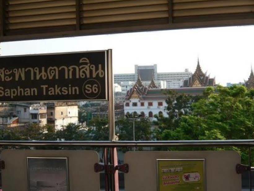 The Studio At Sathorn Terrace Apartment *