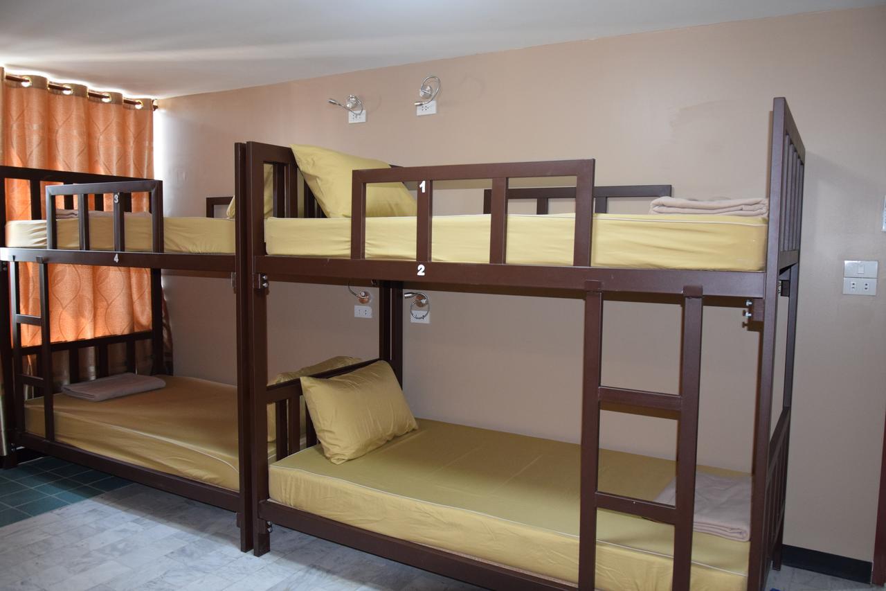 Hostel Like *