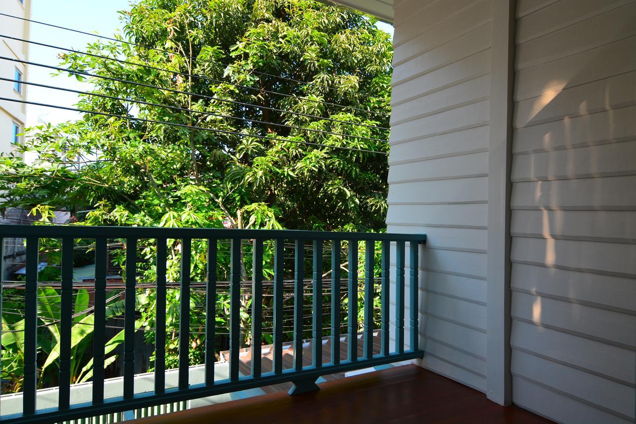 La Moon Hostel