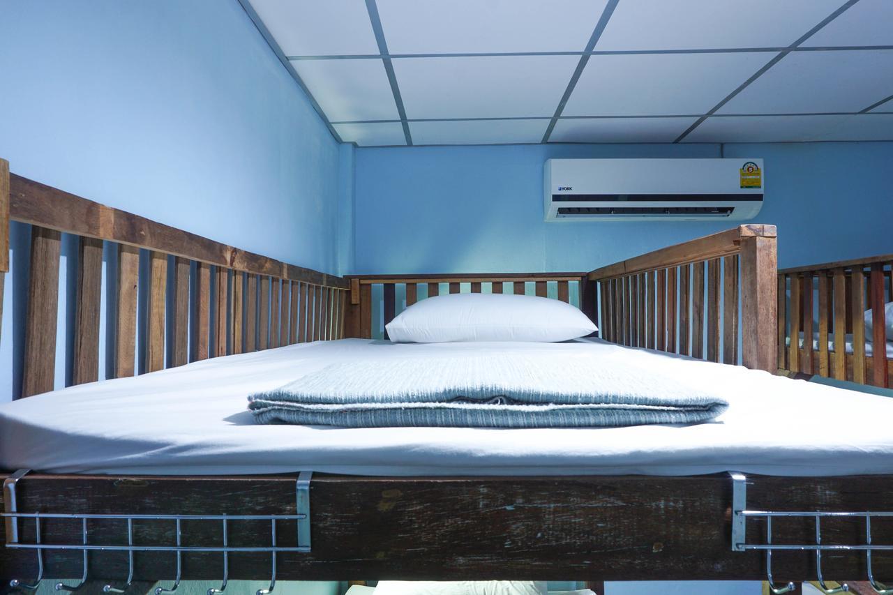 Hostel Zleep63