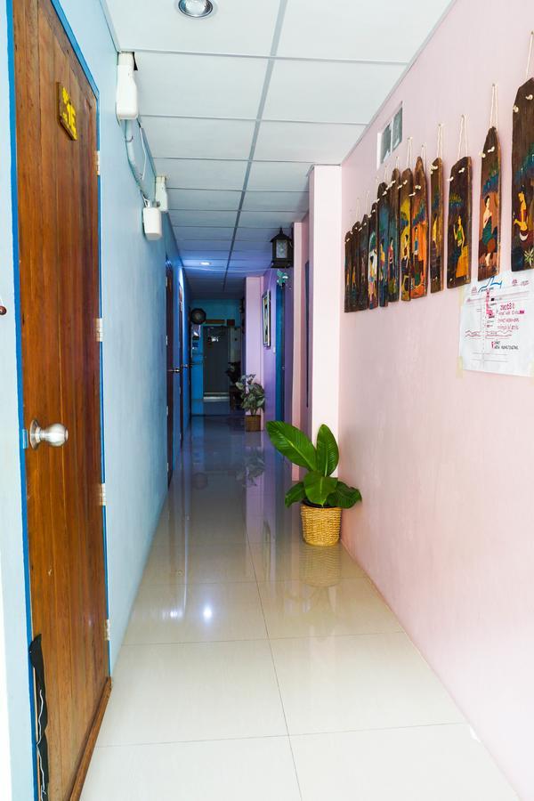 Zleep63 Hostel *