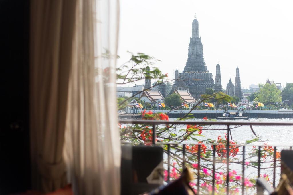 Sala Arun Aparthotel 4*