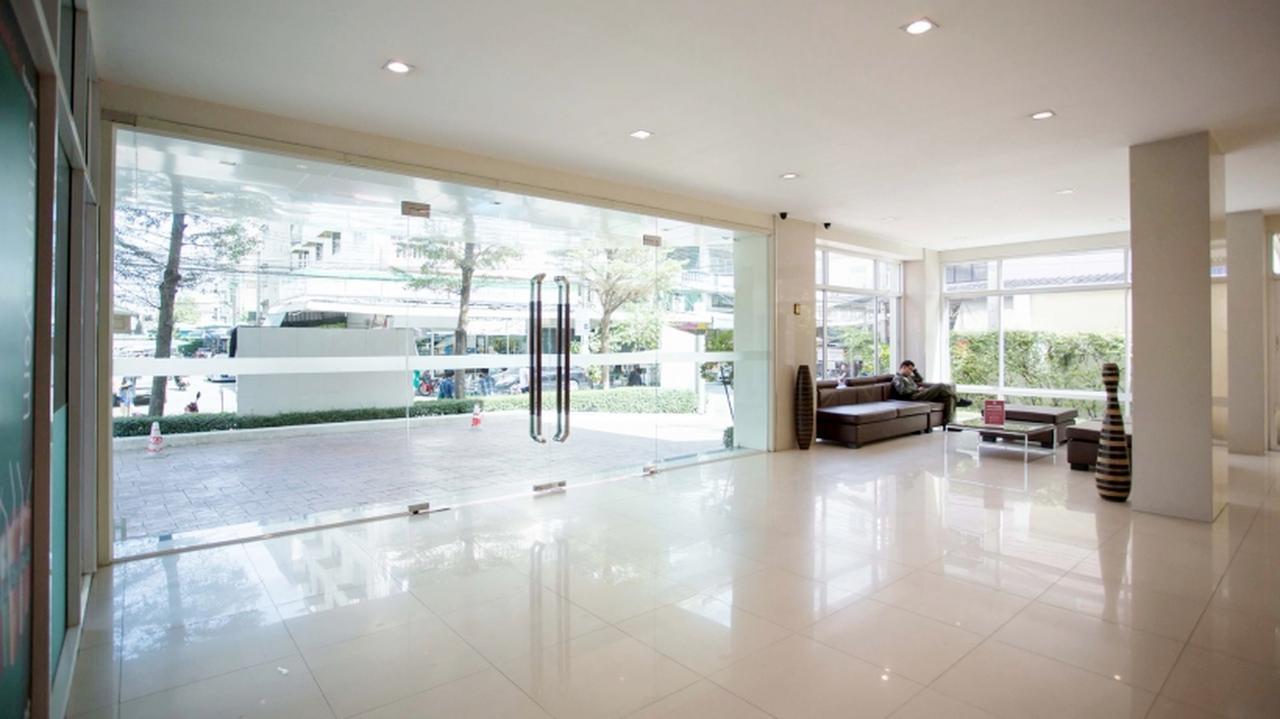 Zen Royal Bee Hotel 3*