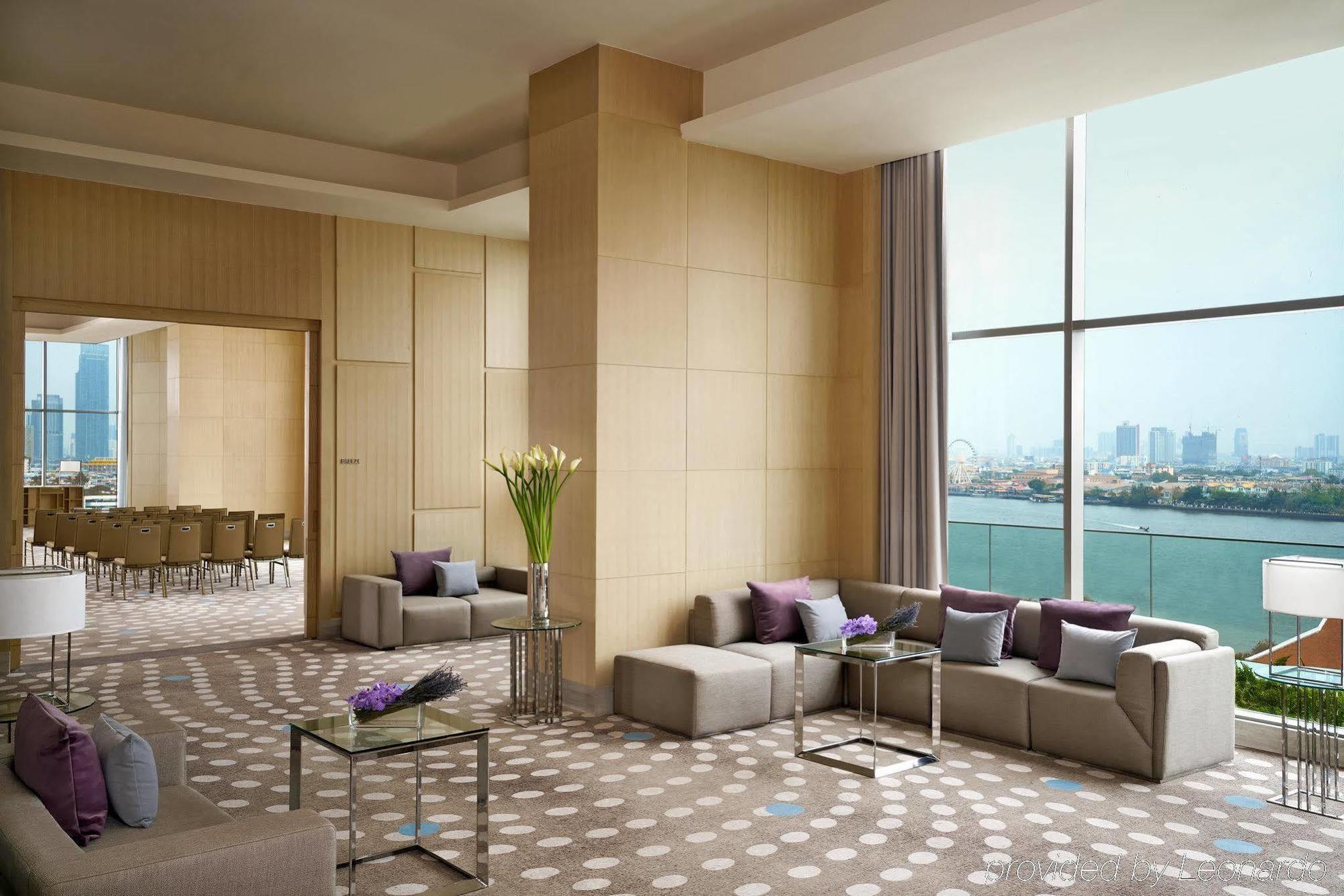 Avani Riverside Bangkok