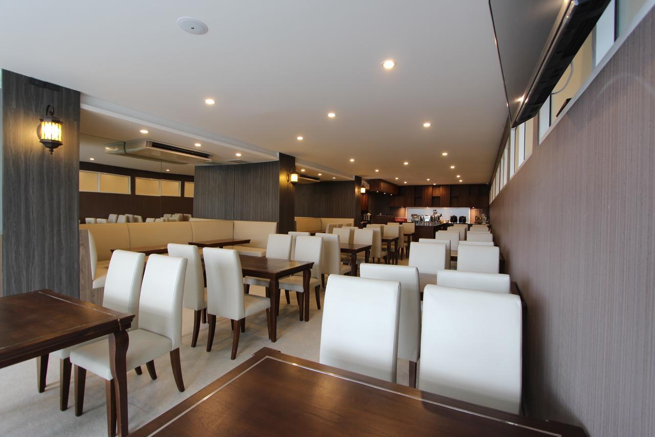 Le Hotel 5*