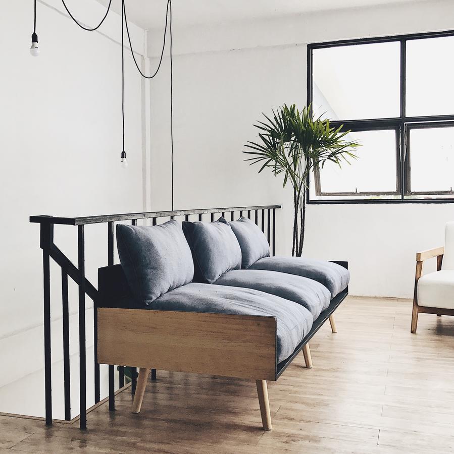 Beige Poshtels + Netflix Bangkok