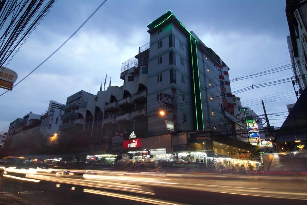 Hotel Sky 2 2*