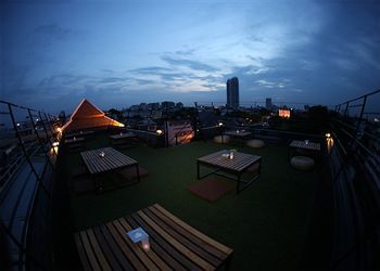 Fortville Hostel