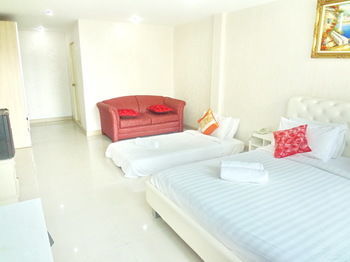 Hotel Diamond Silom 3*