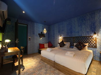 Hotel Tints Of Blue *