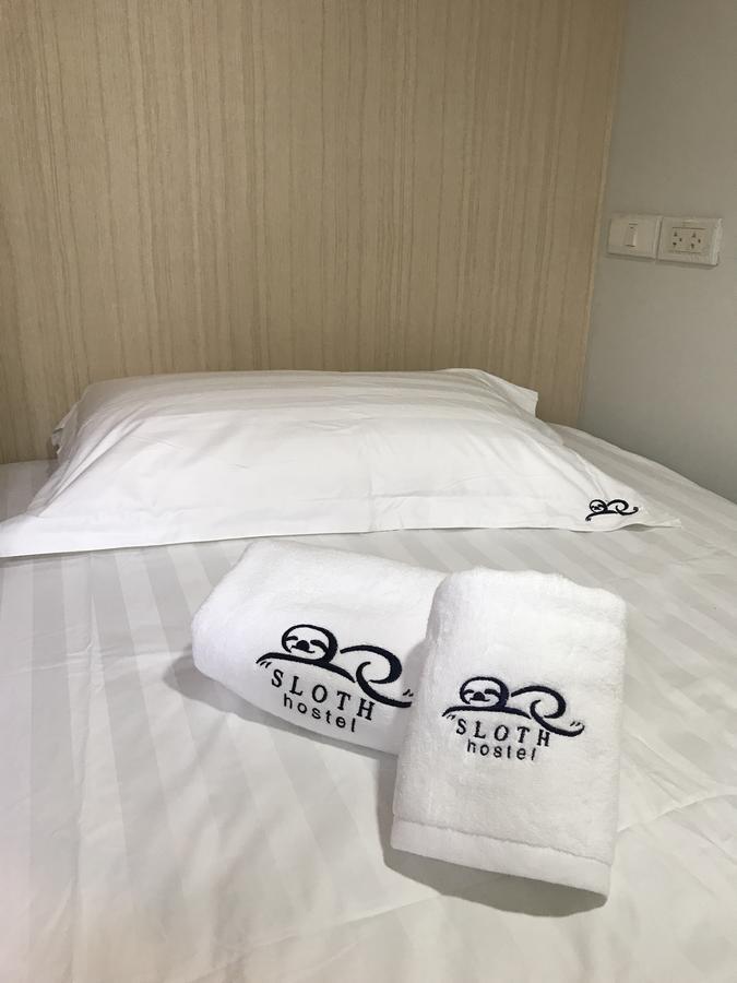Hostel Sloth Khaosan *