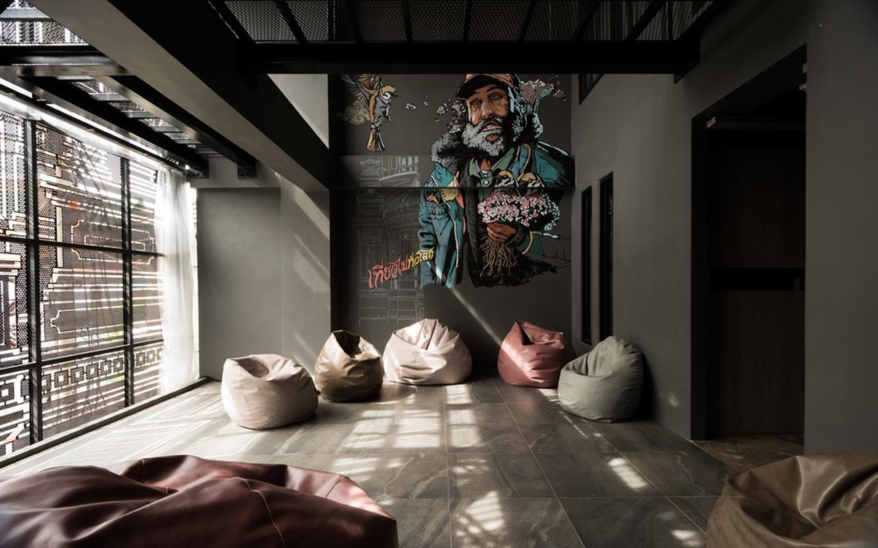 Issara By D Hostel Bangkok