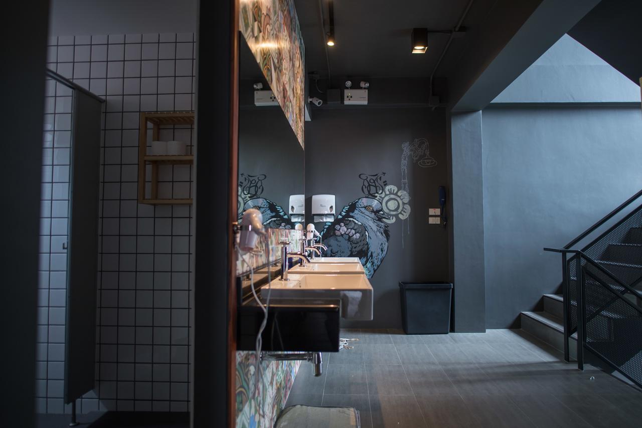 Hostel Issara By D Bangkok