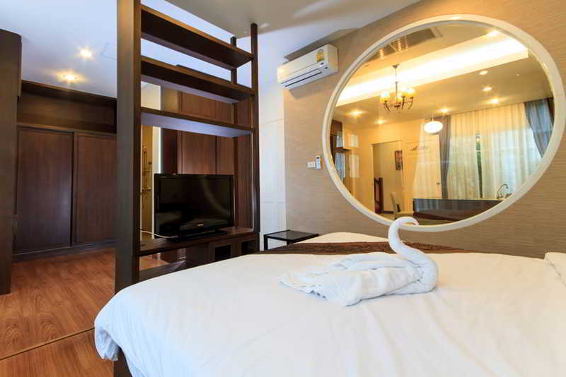 Greenview Ekkamai10 Hotel