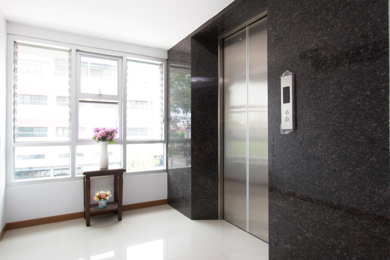 Aparthotel Jr Mansion On Nut Soi 25 Bangkok