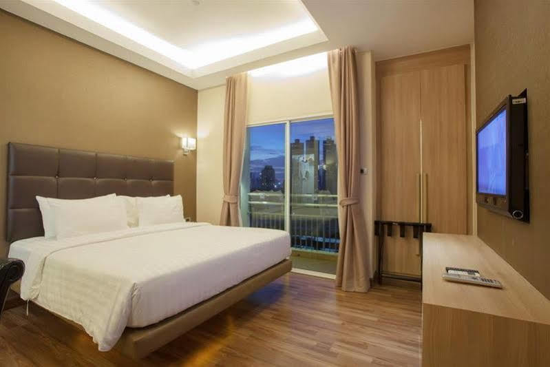 V Serviced Hotel