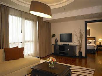 Chin House Luxurious Hotel Bangkok