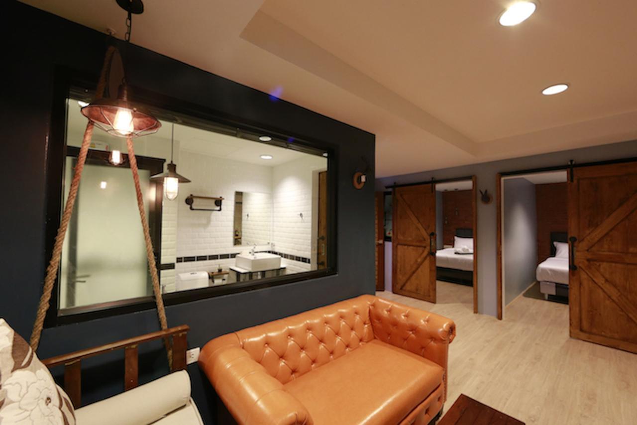 Adagio Hotel 3*