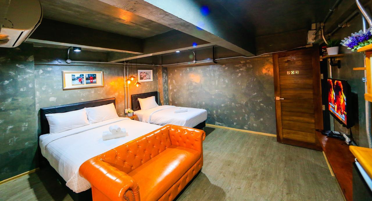 Adagio Hotel