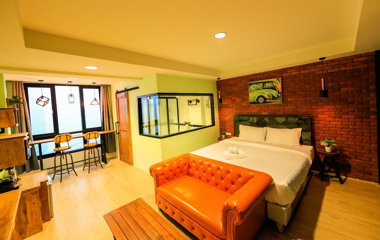 Adagio Hotel 3*