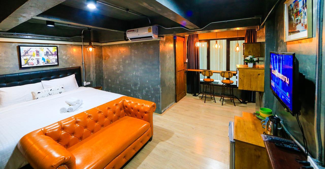 Adagio Hotel 3*