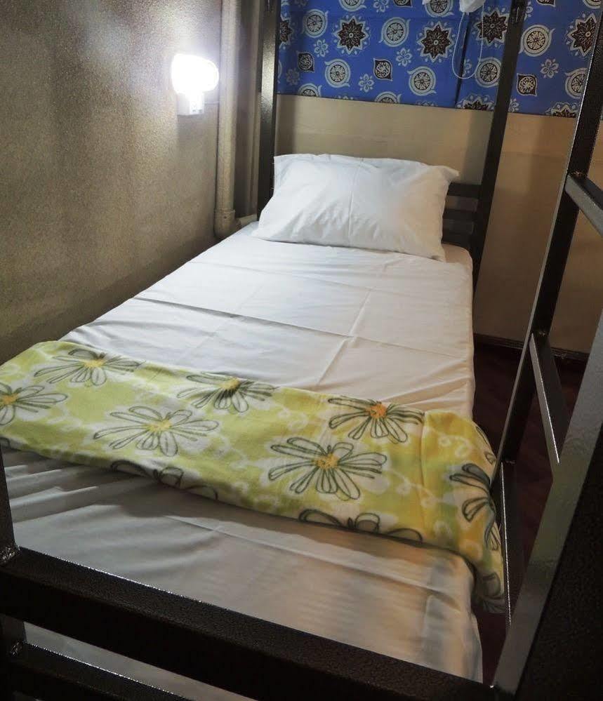 Hostel Victory Park *