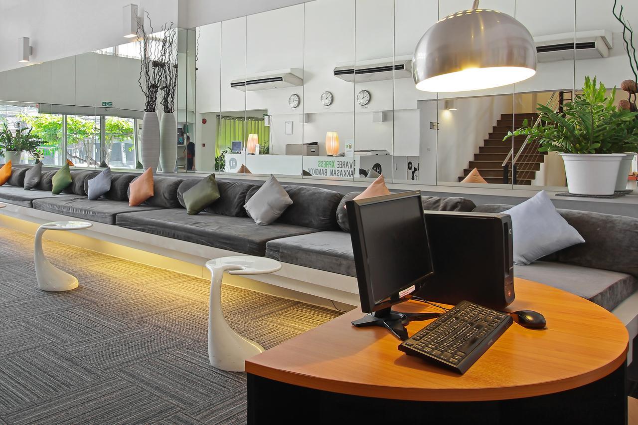 D Varee Xpress Makkasan Bangkok