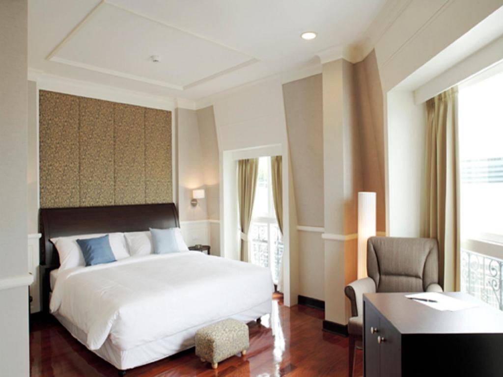 Aurum The River Place Bangkok