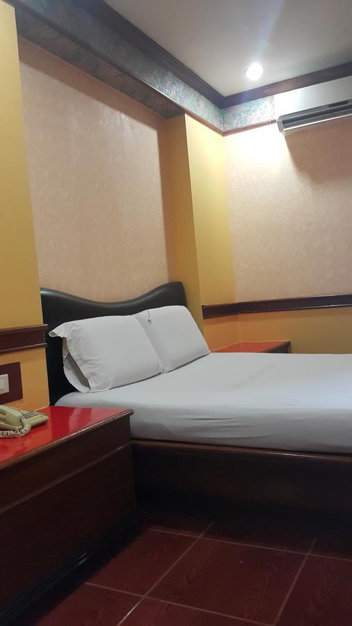 West Wing Mansion Aparthotel *