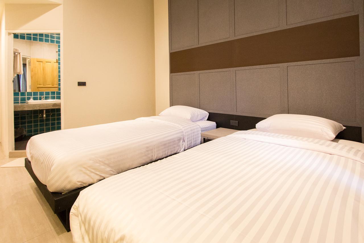 Lazy Sunday Hostel *