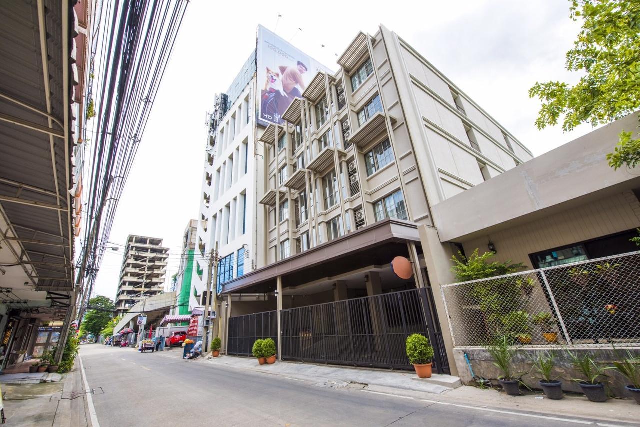 Aparthotel Baan Neeracha Bangkok