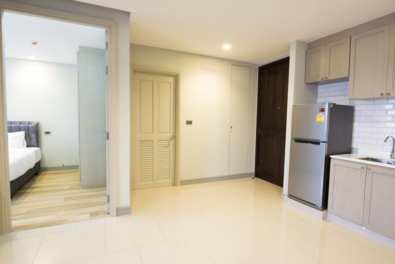 Baan Neeracha Aparthotel Bangkok