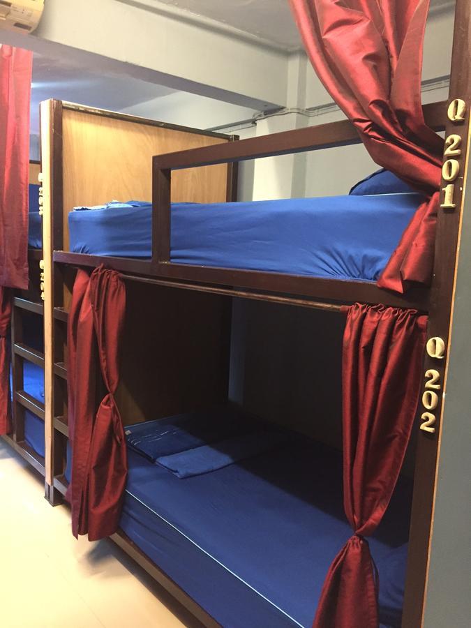 Hostel Q6 At 6