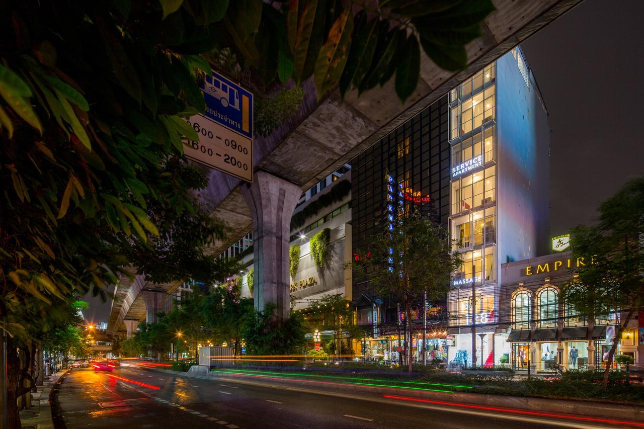 128 And Massage Aparthotel