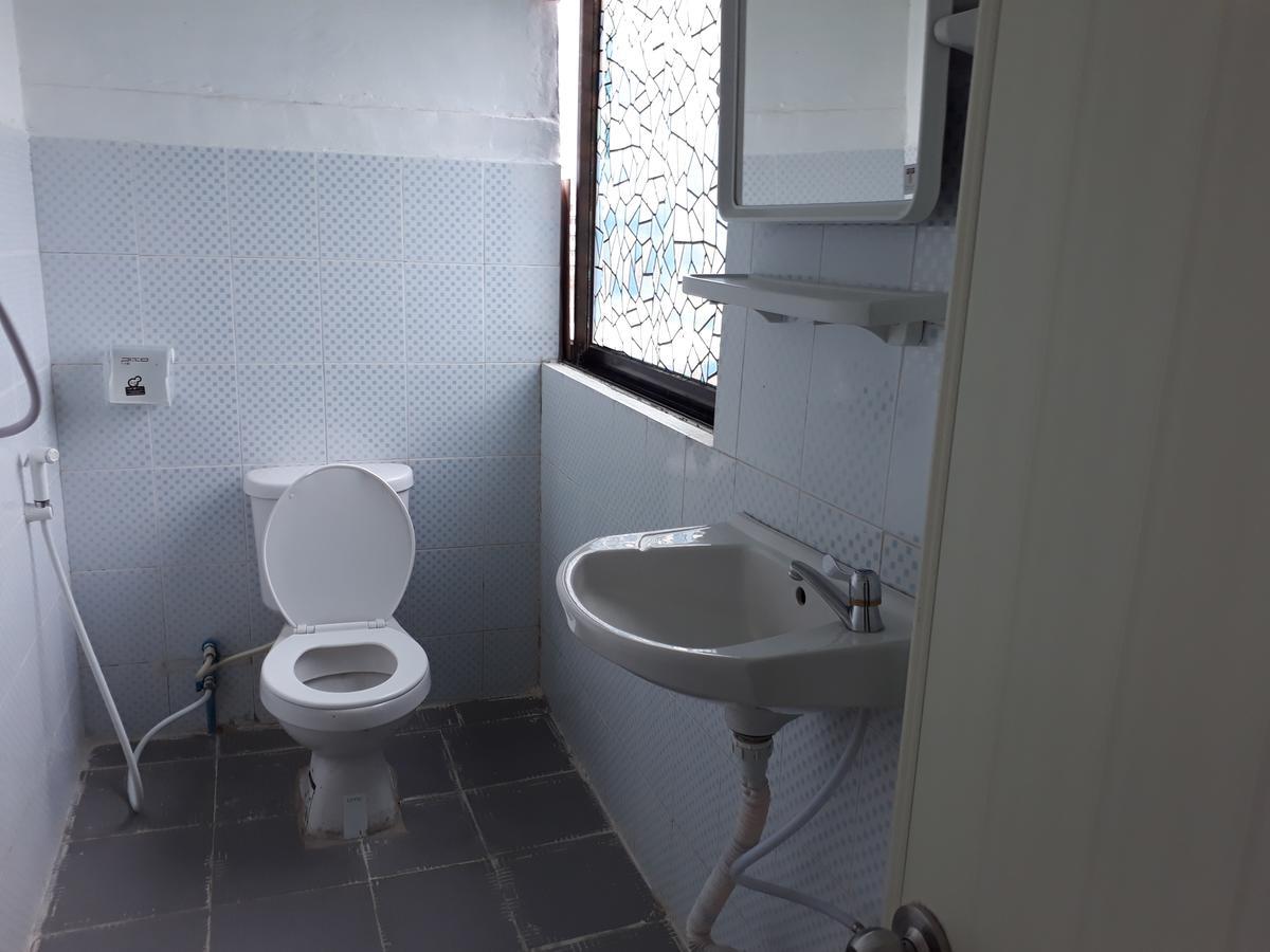 Q6 At 6 Hostel Bangkok