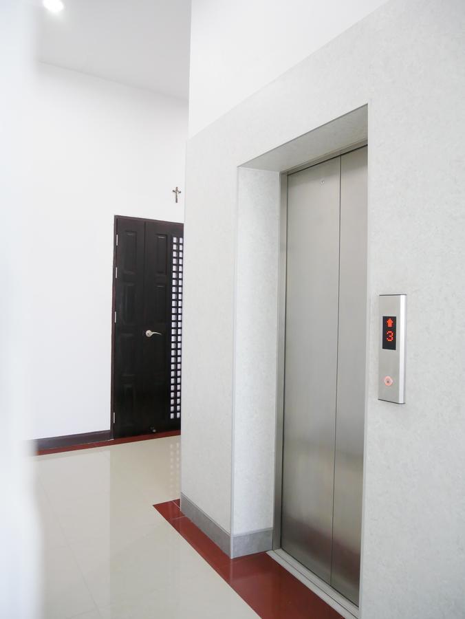 Room58 *