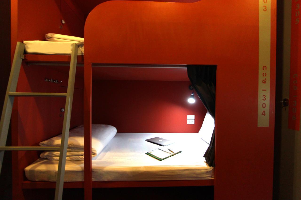 Hostel Tkt's Row House *