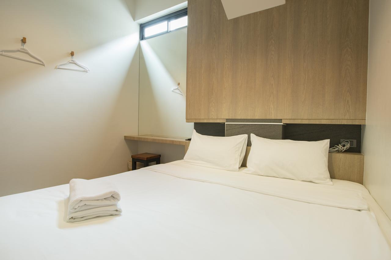 Albergue T @ Victory Monument