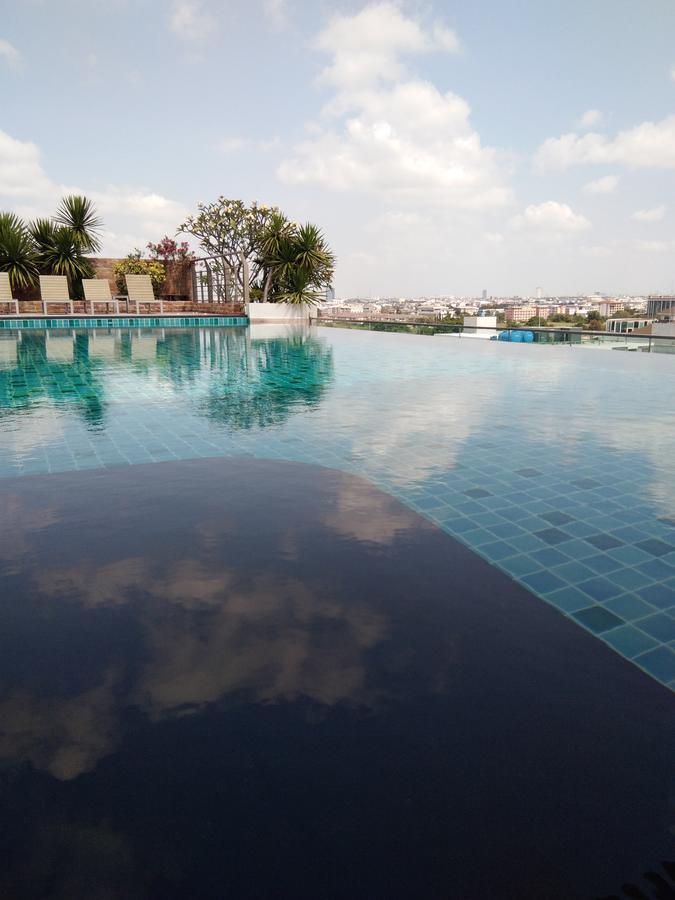 Aparthotel Park Village Rama Ii
