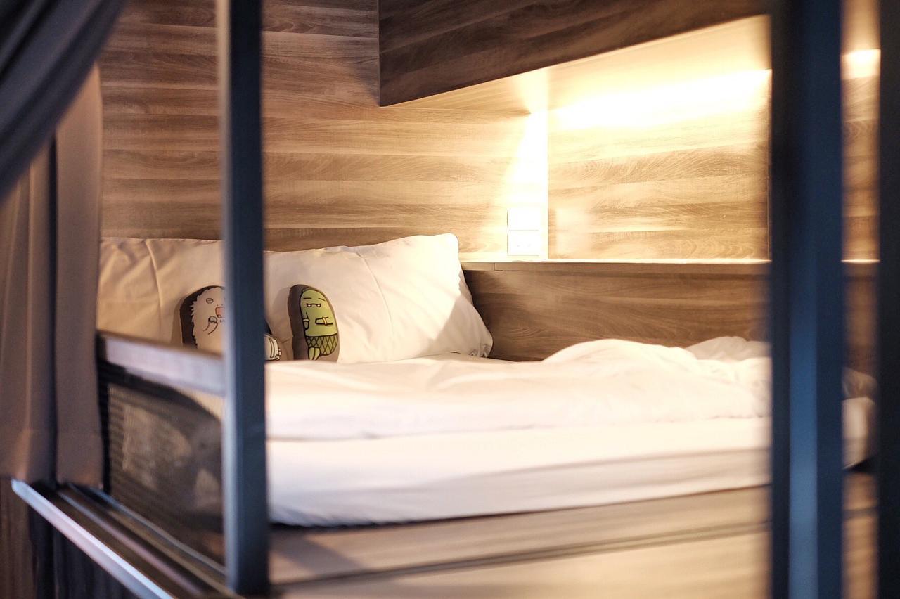 Yor Yak Capsule hotel Bangkok