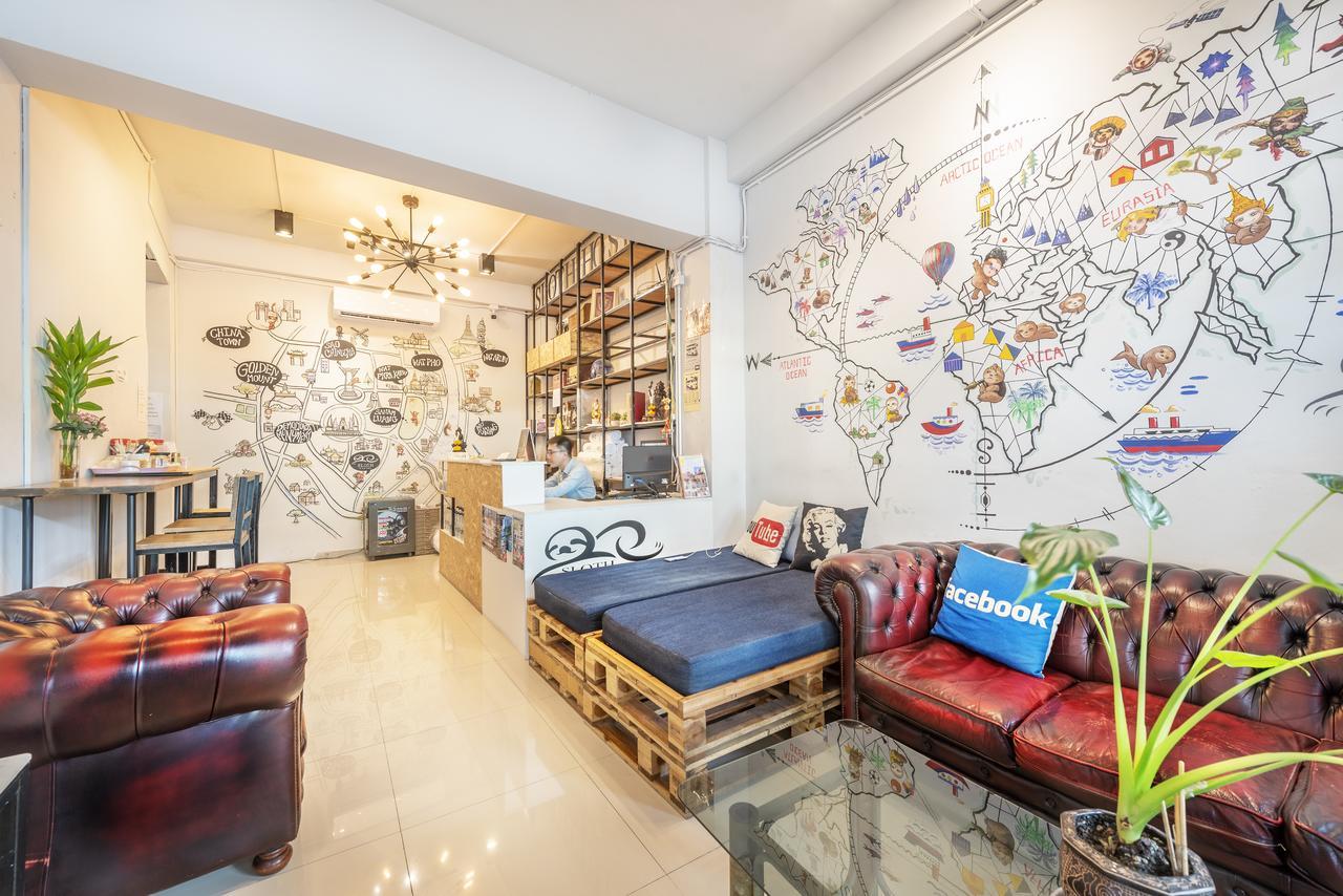 Sloth Khaosan Hostel *