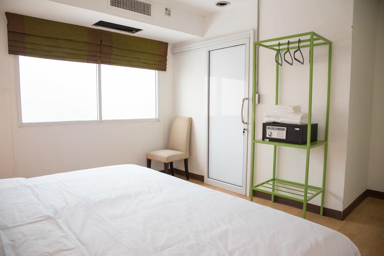 Bed & Body Hostel *