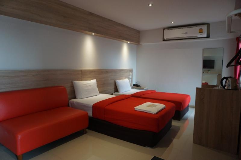 48 Donmuang Airport Hotel 3*