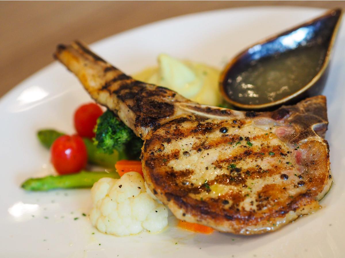Solitaire Sukhumvit 11 Hotel 4*