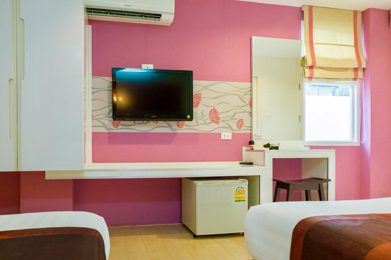The Konnect Hotel 2*