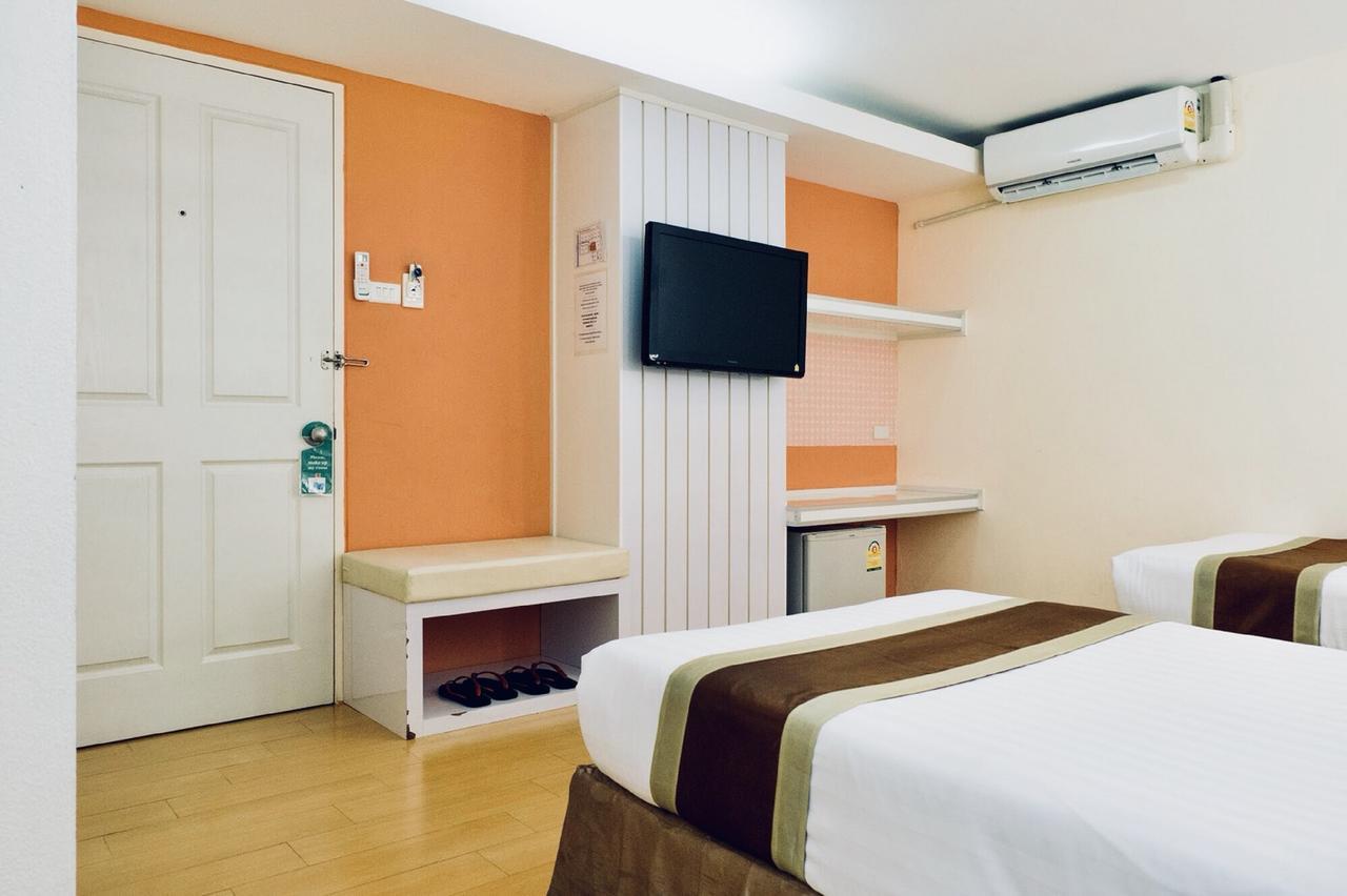 Hotel The Konnect 2*