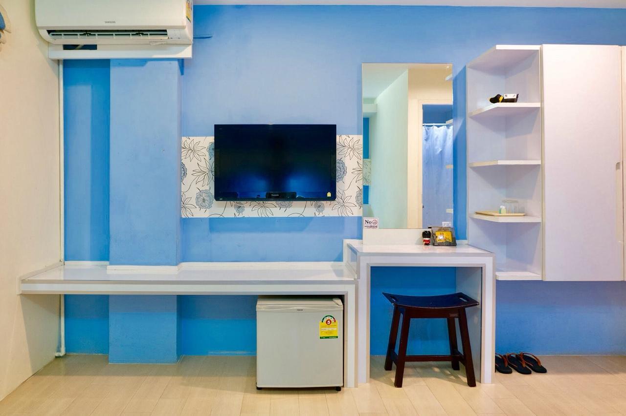 The Konnect Hotel 2*